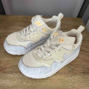 NIKE AIR shoes + free bonus Native Shoes | size 11 + C11